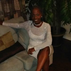 Meet your Posher, Toni